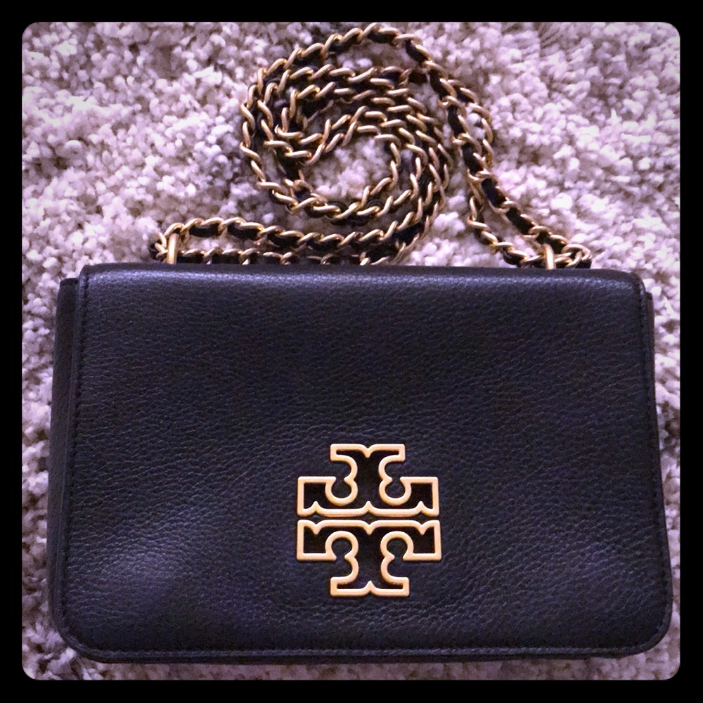 *Sold outside of PM*Tory Burch logo handbag